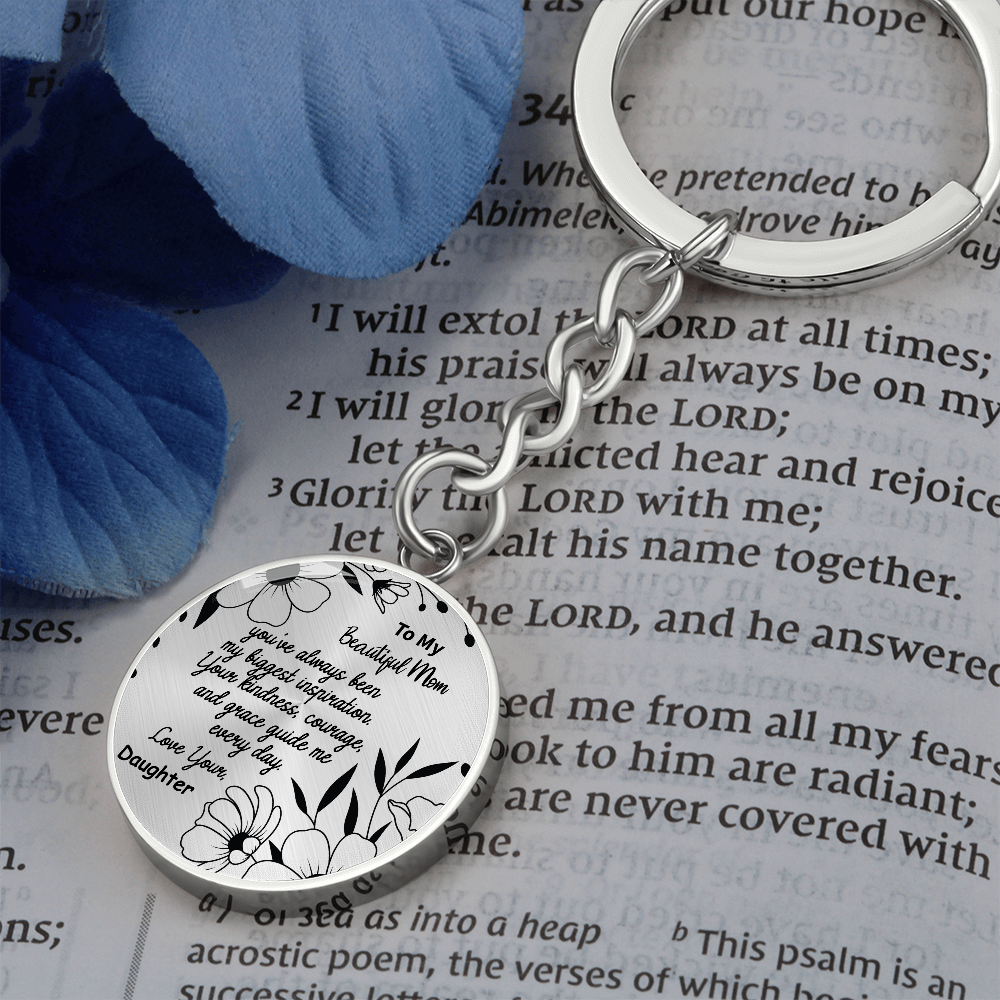 To My Amazing Mom – Personalized Engraved Circle Keychain with Name & Message – Elegant Stainless Steel Gift for Mother's Day, Birthday or Everyday Love – A Keepsake She'll Cherish Forever