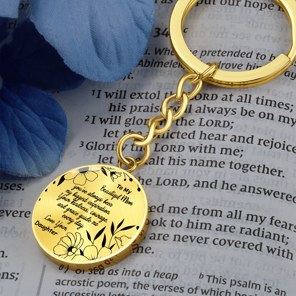 To My Amazing Mom – Personalized Engraved Circle Keychain with Name & Message – Elegant Stainless Steel Gift for Mother's Day, Birthday or Everyday Love – A Keepsake She'll Cherish Forever