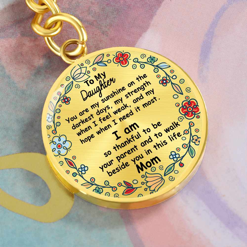 Personalized Daughter Circle Keychain - Engravable Name & Special Message - Sterling Silver or Gold Keyring - Perfect Gift for Mom to Give Daughter